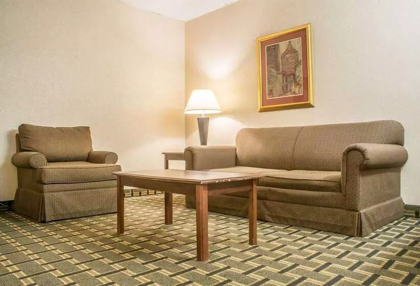 Hotel Quality Inn & Suites Palm Island Indoor Waterpark