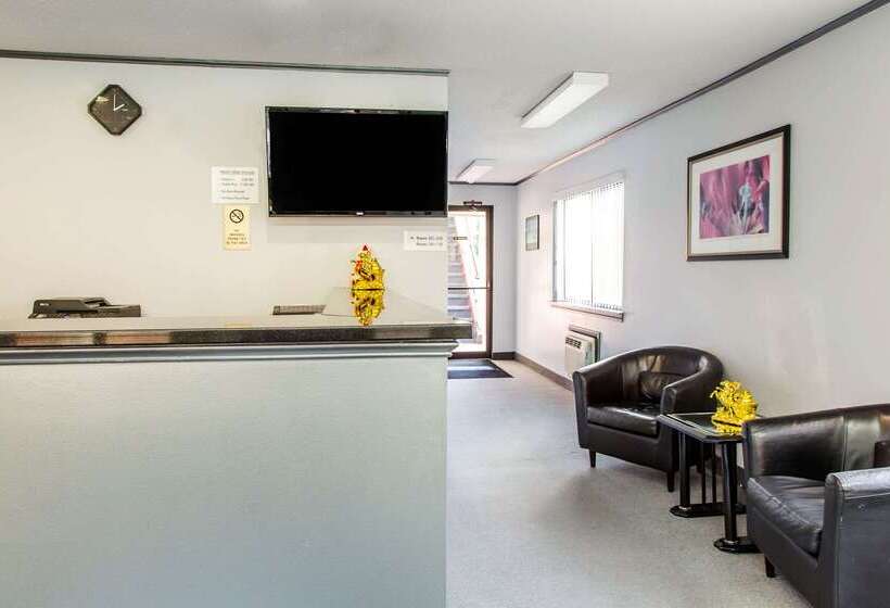 فندق Rodeway Inn