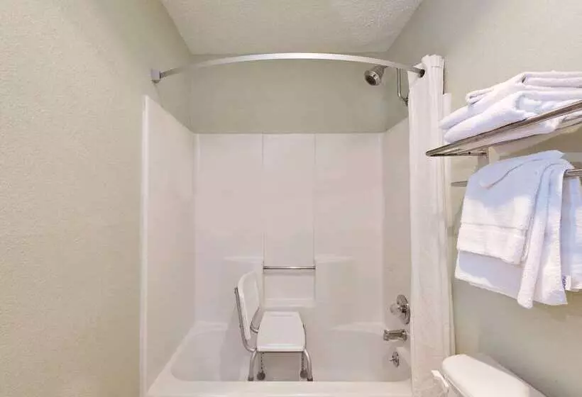 Отель Super 8 By Wyndham Corpus Christi Northwest