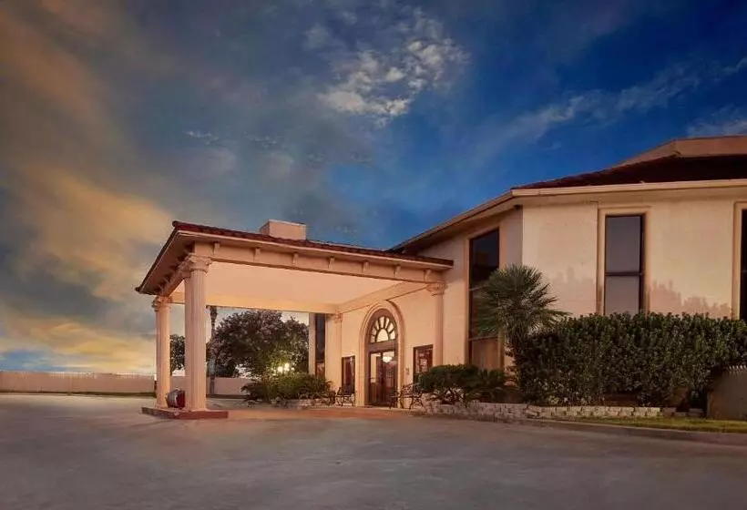 Отель Super 8 By Wyndham Corpus Christi Northwest