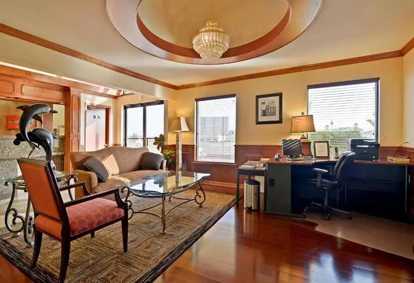 Отель Super 8 By Wyndham Corpus Christi Northwest