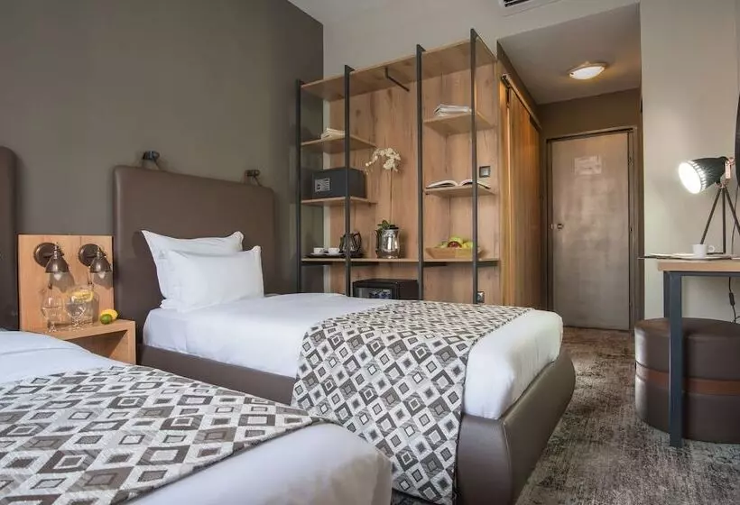 The Stay Boutique Hotel Central Square Free Compliments Free Wi Fi Top Location Available Pa