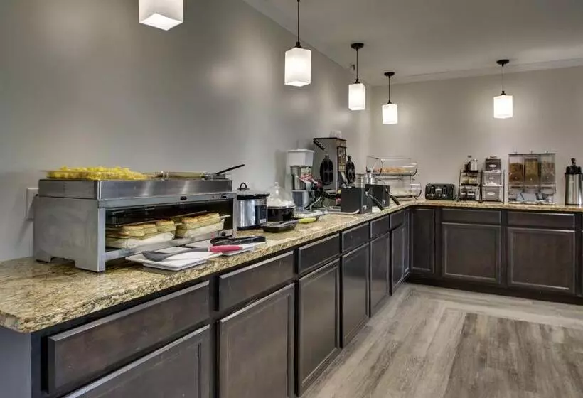 호텔 Wingfield Inn & Suites