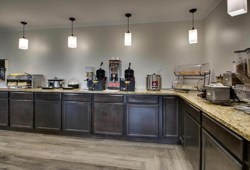 Szálloda Wingfield Inn & Suites