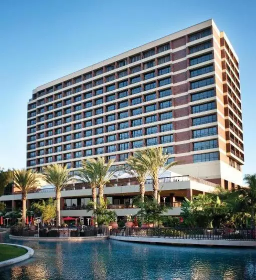 Pacific Palms Resort And Golf Club