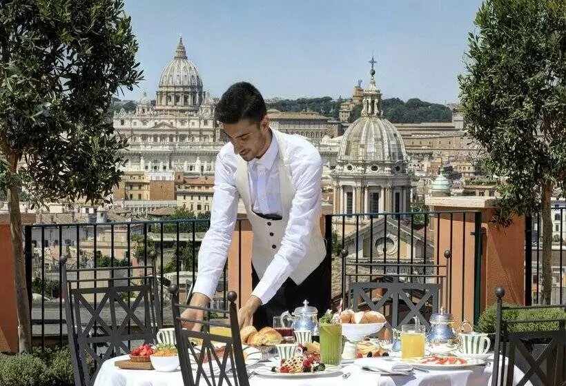 Rocco Forte Hotel De La Ville