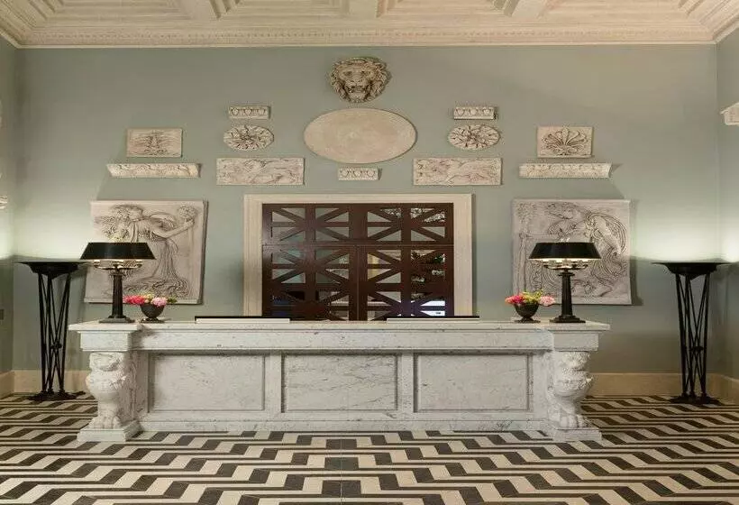 Rocco Forte Hotel De La Ville