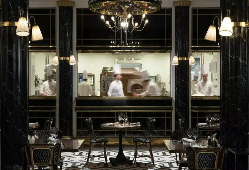 Rocco Forte Hotel De La Ville