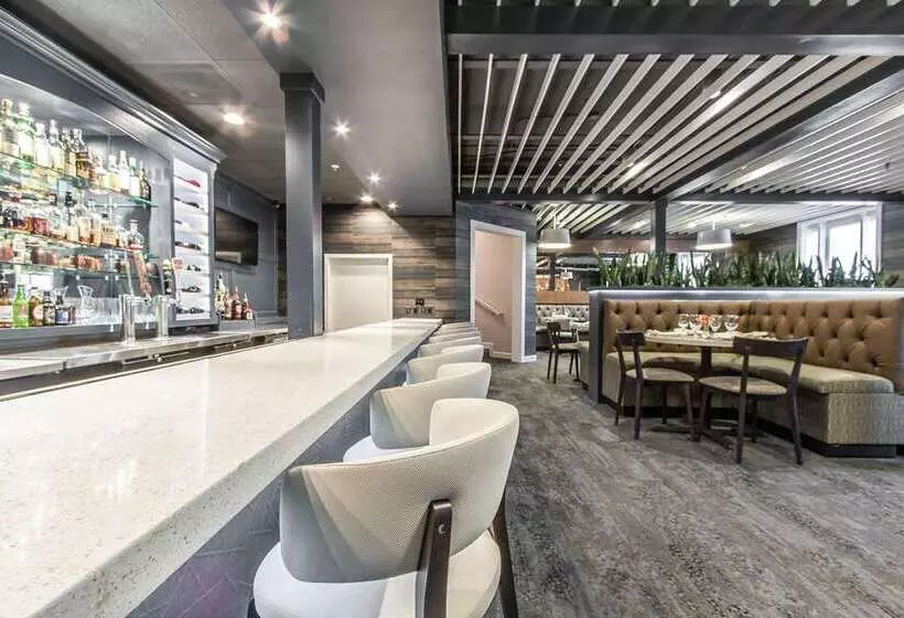 The Burgundy Hotel, Tapestry Collection By Hilton