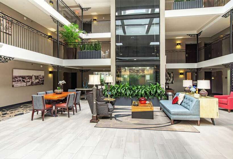 The Burgundy Hotel, Tapestry Collection By Hilton