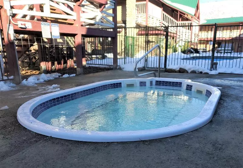 Отель Abbycreek Inn