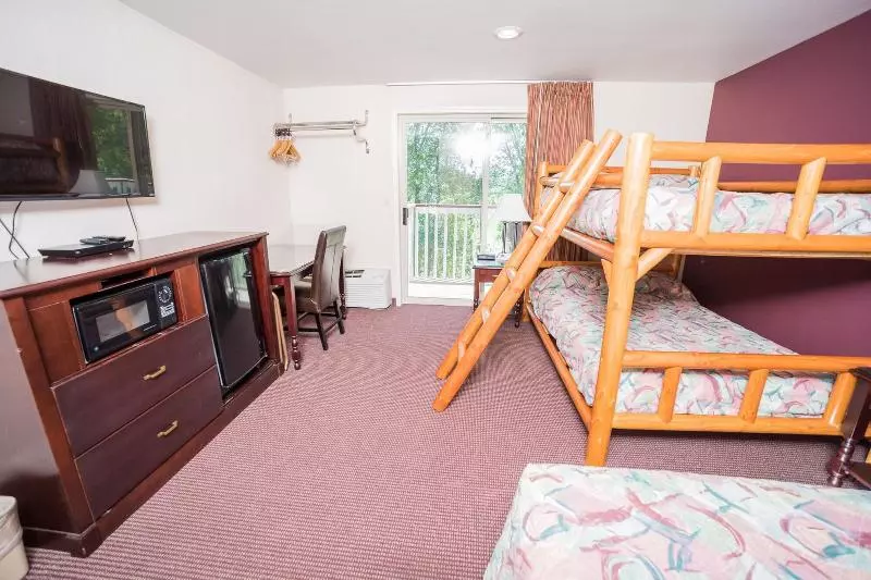 Отель Abbycreek Inn