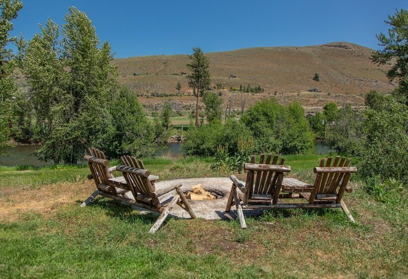 فندق Abbycreek Inn