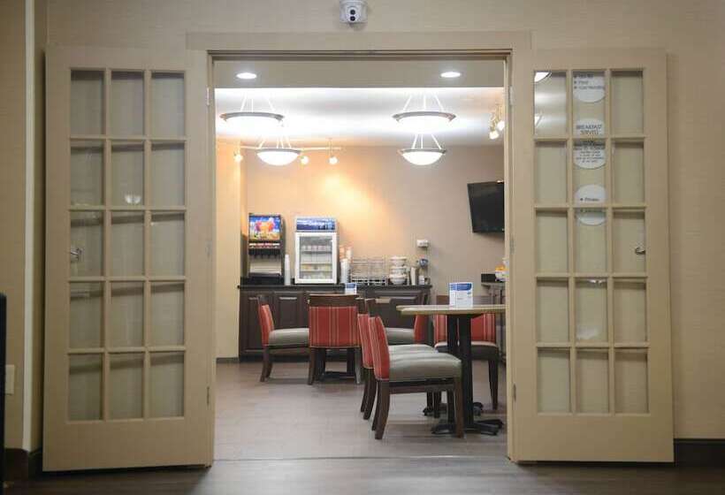 فندق Comfort Inn