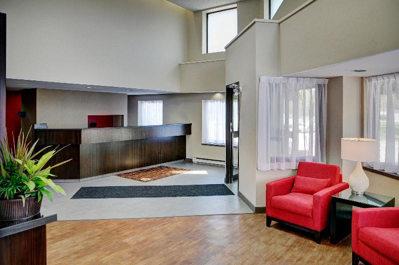 בית מלון כפרי Comfort Inn West