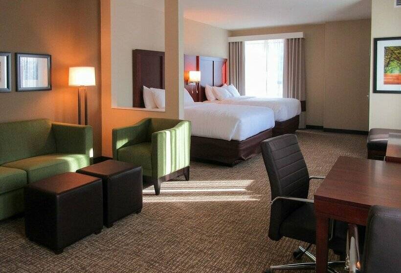 فندق Comfort Suites