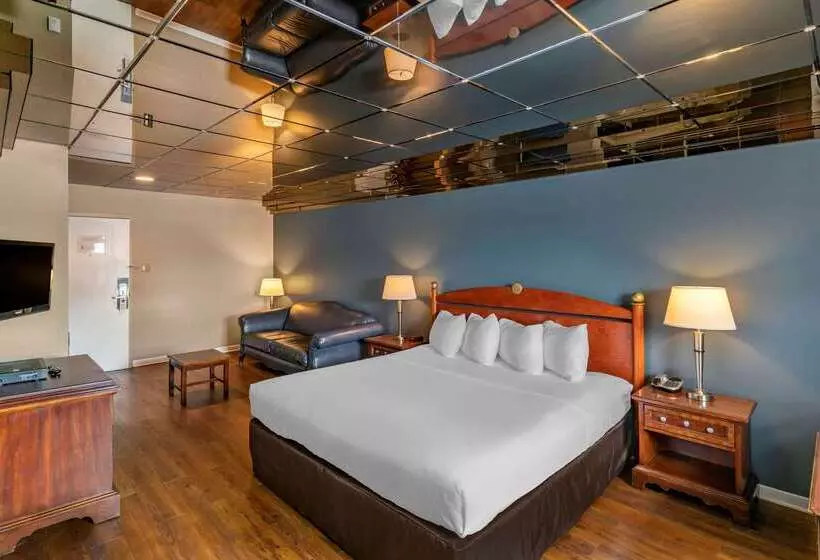 בית מלון כפרי Econo Lodge