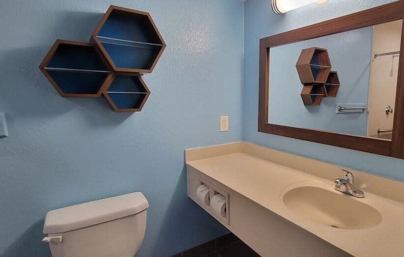 فندق Hometowne Studios By Red Roof Egg Harbor–atlantic City Airport