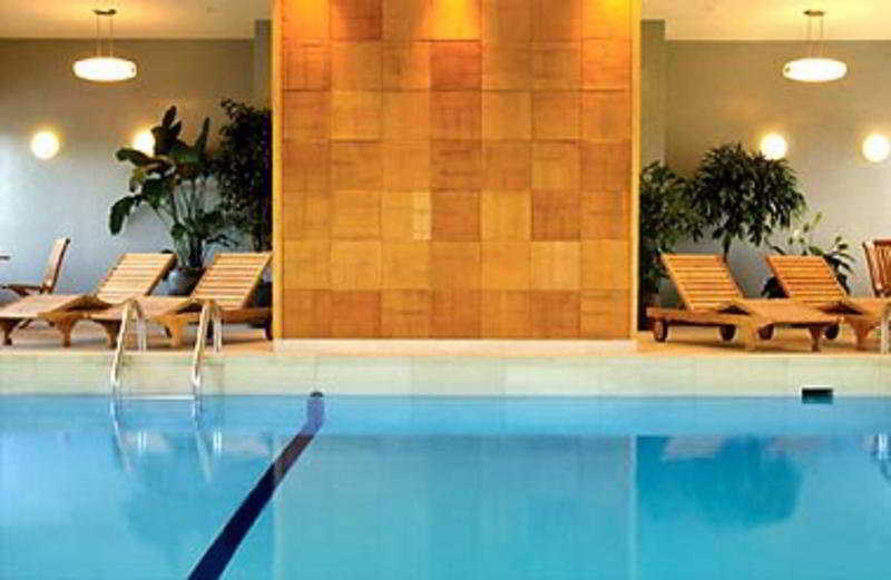 هتل Hôtel 2170 Lincoln Downtown Montreal