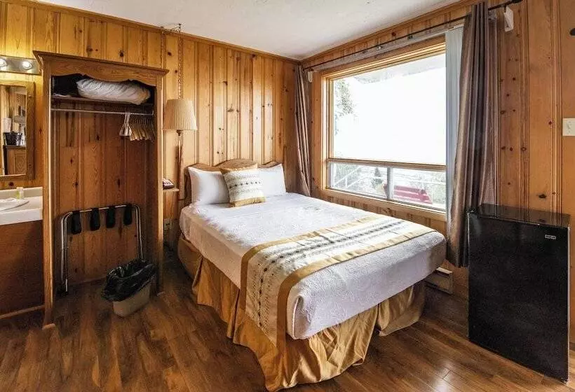 ホテル La Roche Pleureuse