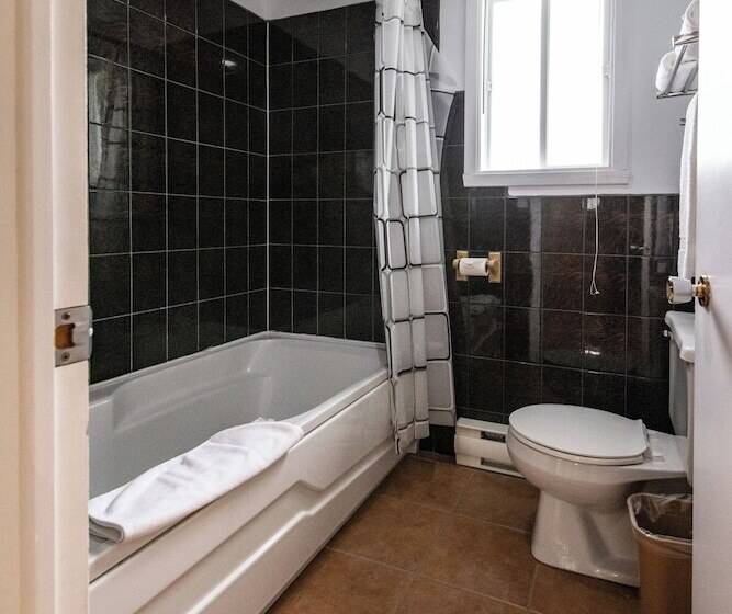 فندق La Roche Pleureuse