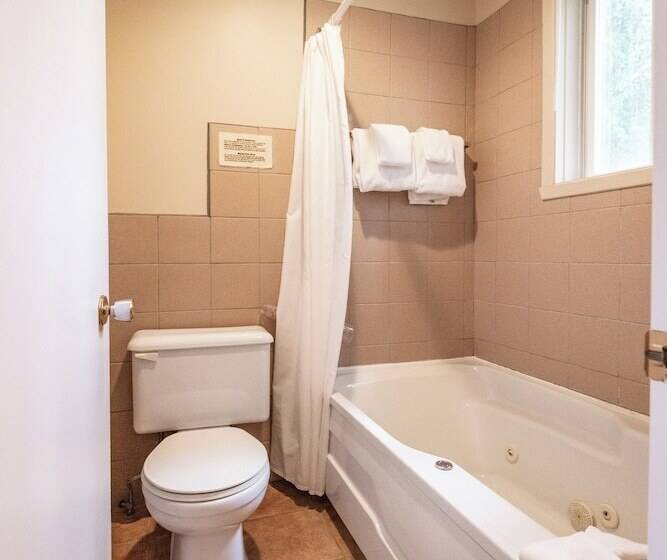 فندق La Roche Pleureuse