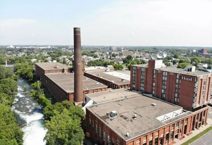 ホテル Hôtel Moco Valleyfield