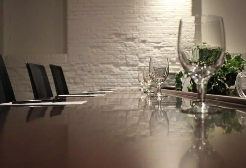 ホテル Hôtel Moco Valleyfield