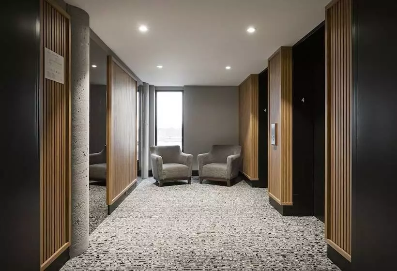 ホテル Hôtel Moco Valleyfield