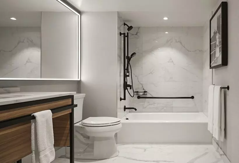 ホテル Hôtel Moco Valleyfield