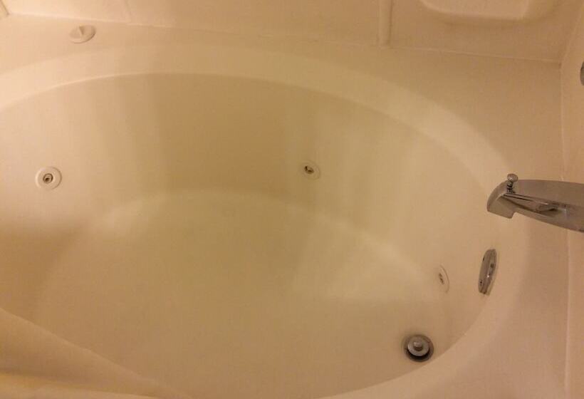 호텔 Quality Inn Montgomeryvillephiladelphia