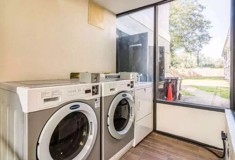 ホテル Quality Inn