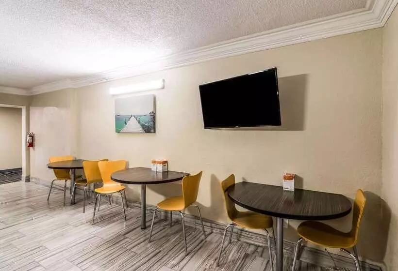 ホテル Quality Inn