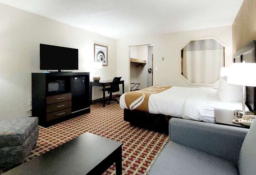 هتل Quality Inn & Suites