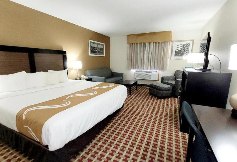 هتل Quality Inn & Suites