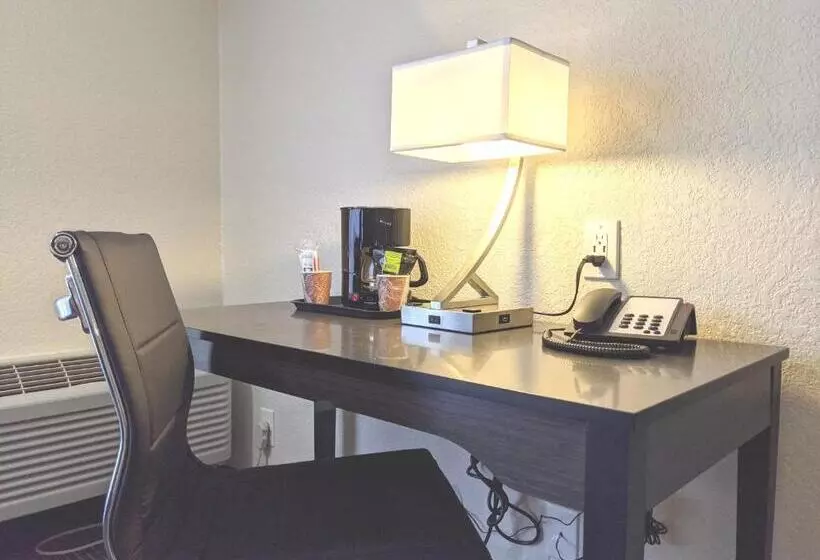 ホテル Quality Inn & Suites South San Jose / Morgan Hill