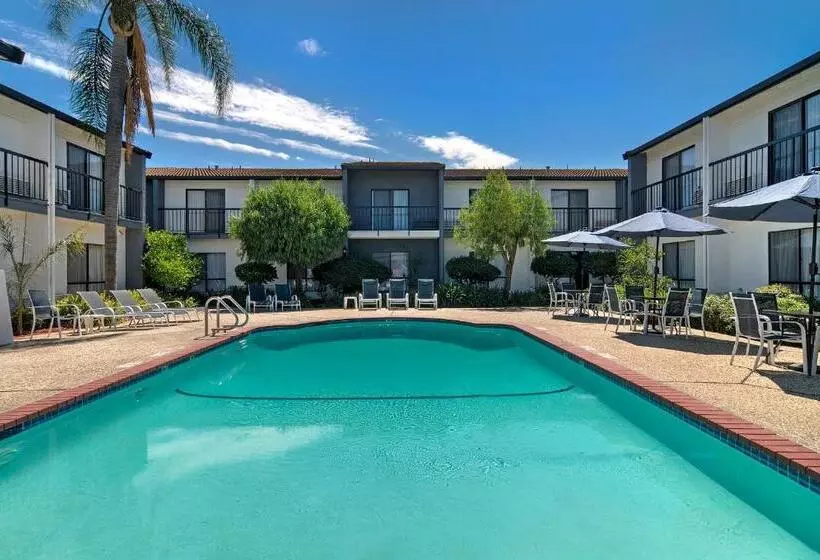 ホテル Quality Inn & Suites South San Jose / Morgan Hill