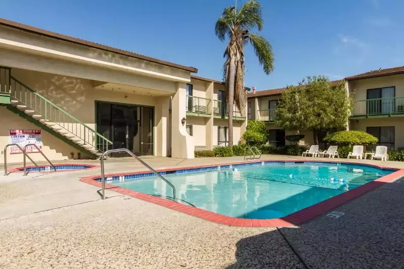 ホテル Quality Inn & Suites South San Jose / Morgan Hill