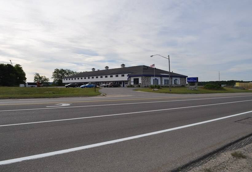 酒店 Super 8 By Wyndham Petoskey