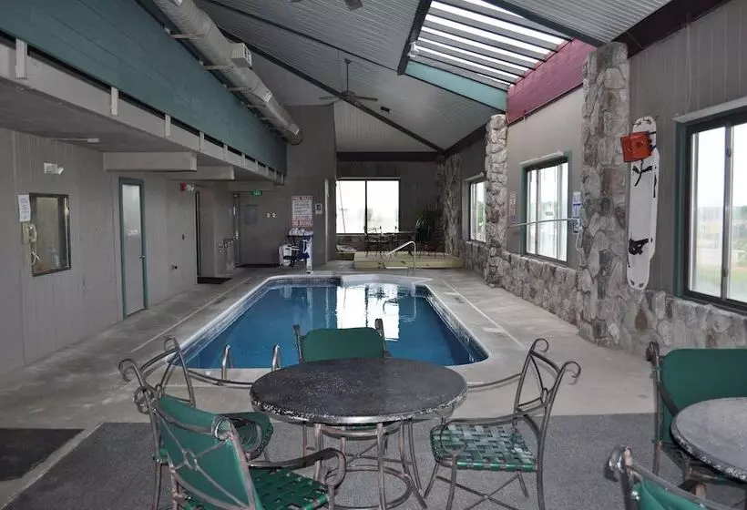 酒店 Super 8 By Wyndham Petoskey