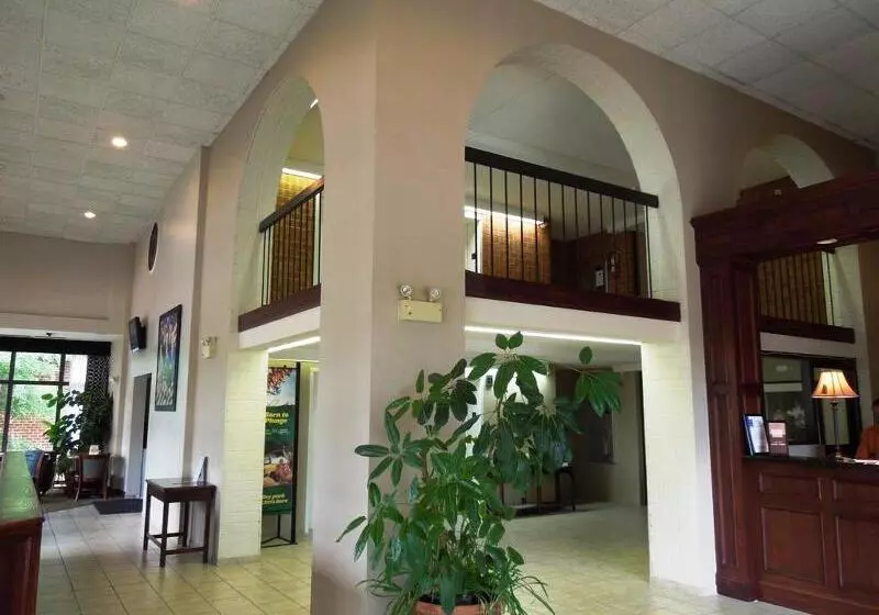 호텔 Wingate By Wyndham Williamsburg