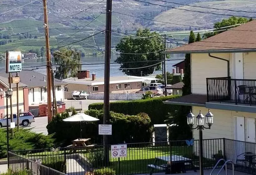 Lakeview Motel & Suites