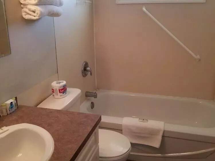 Lakeview Motel & Suites