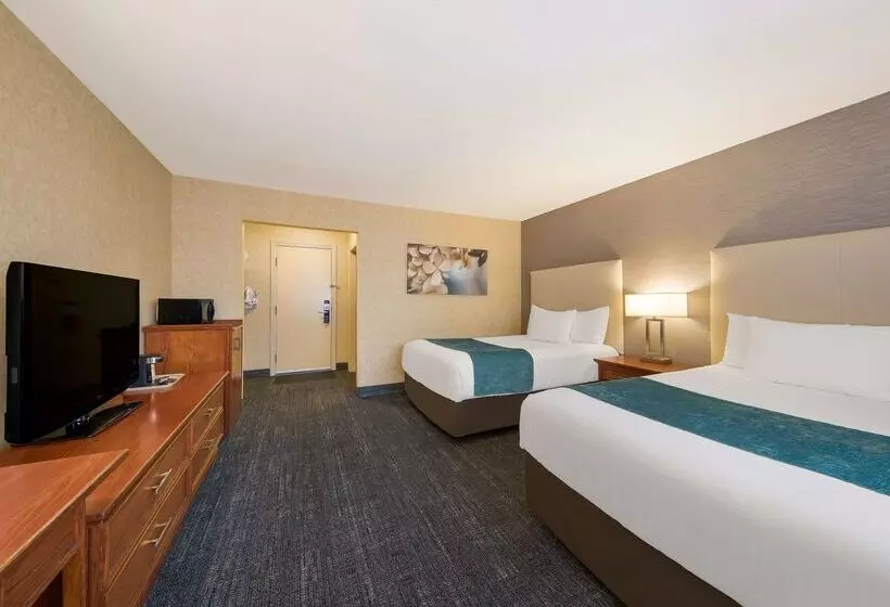 בית מלון כפרי Best Western Voyageur Place