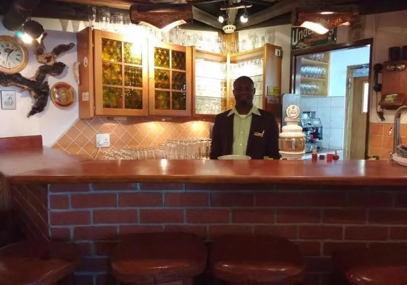 هتل Deutsches Haus Swakopmund