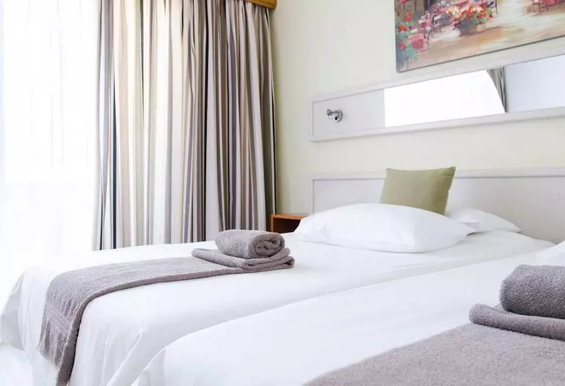 هتل Deutsches Haus Swakopmund