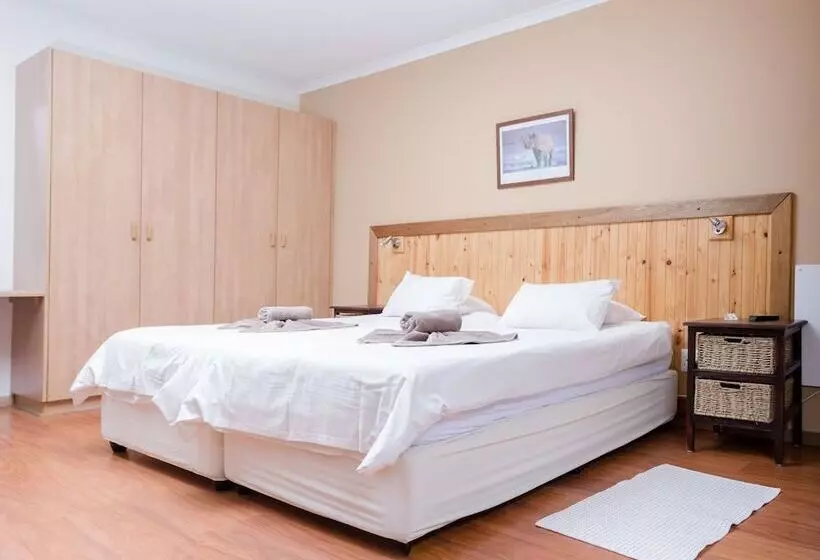 هتل Deutsches Haus Swakopmund