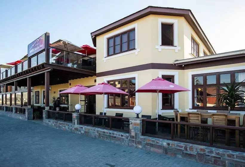 هتل Deutsches Haus Swakopmund