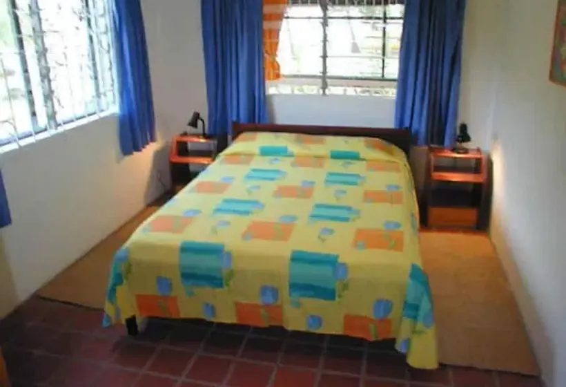 هتل Lance Aux Epines Cottages