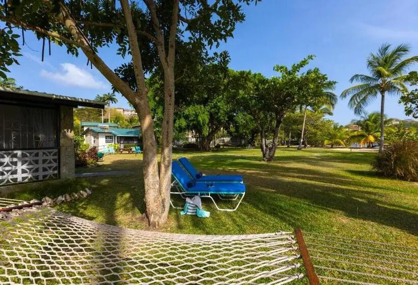 هتل Lance Aux Epines Cottages